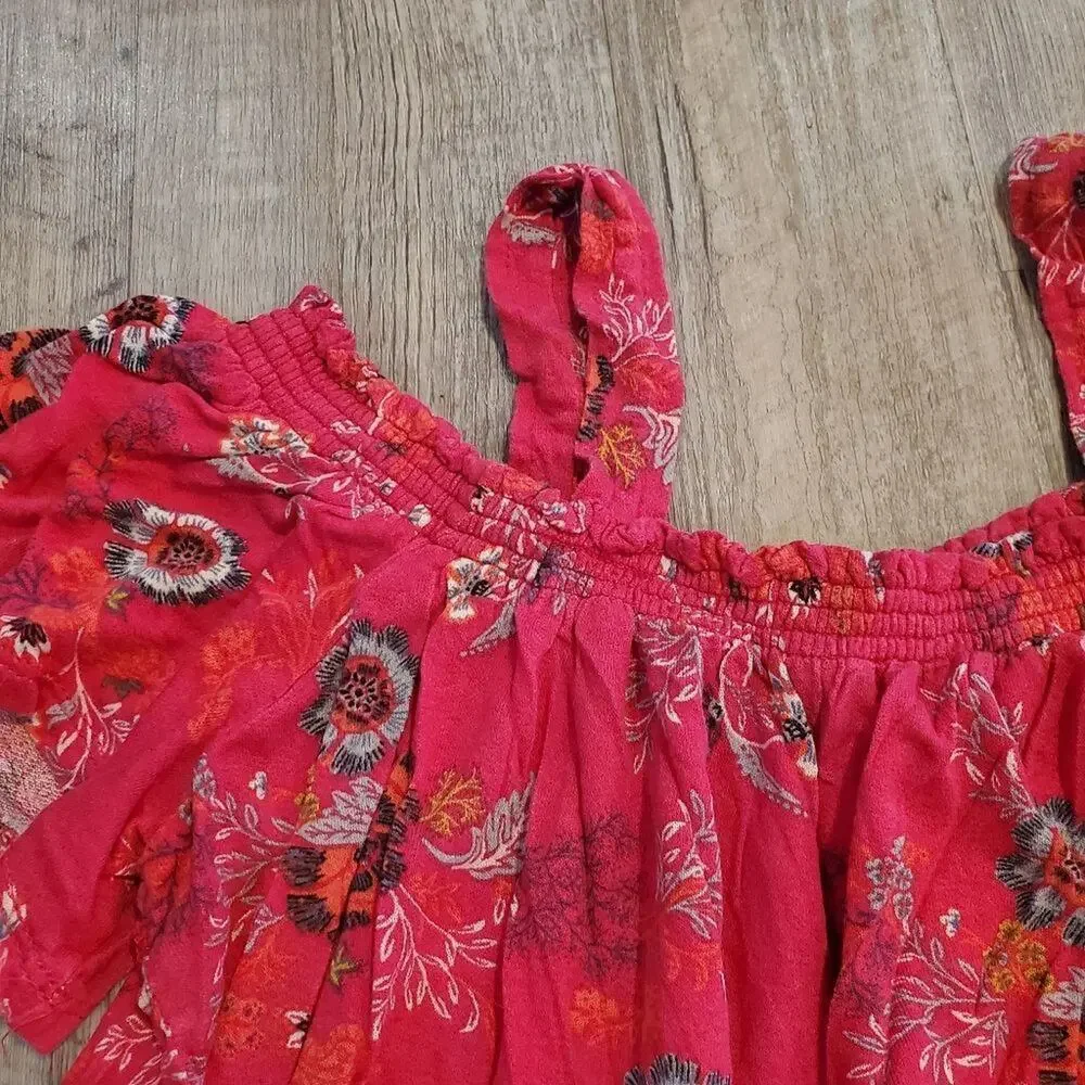 Time and tru small womens floral blouse